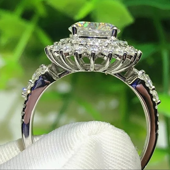 💎 925 Sterling Silver White Sapphire Diamond Ring - Picture 4 of 5